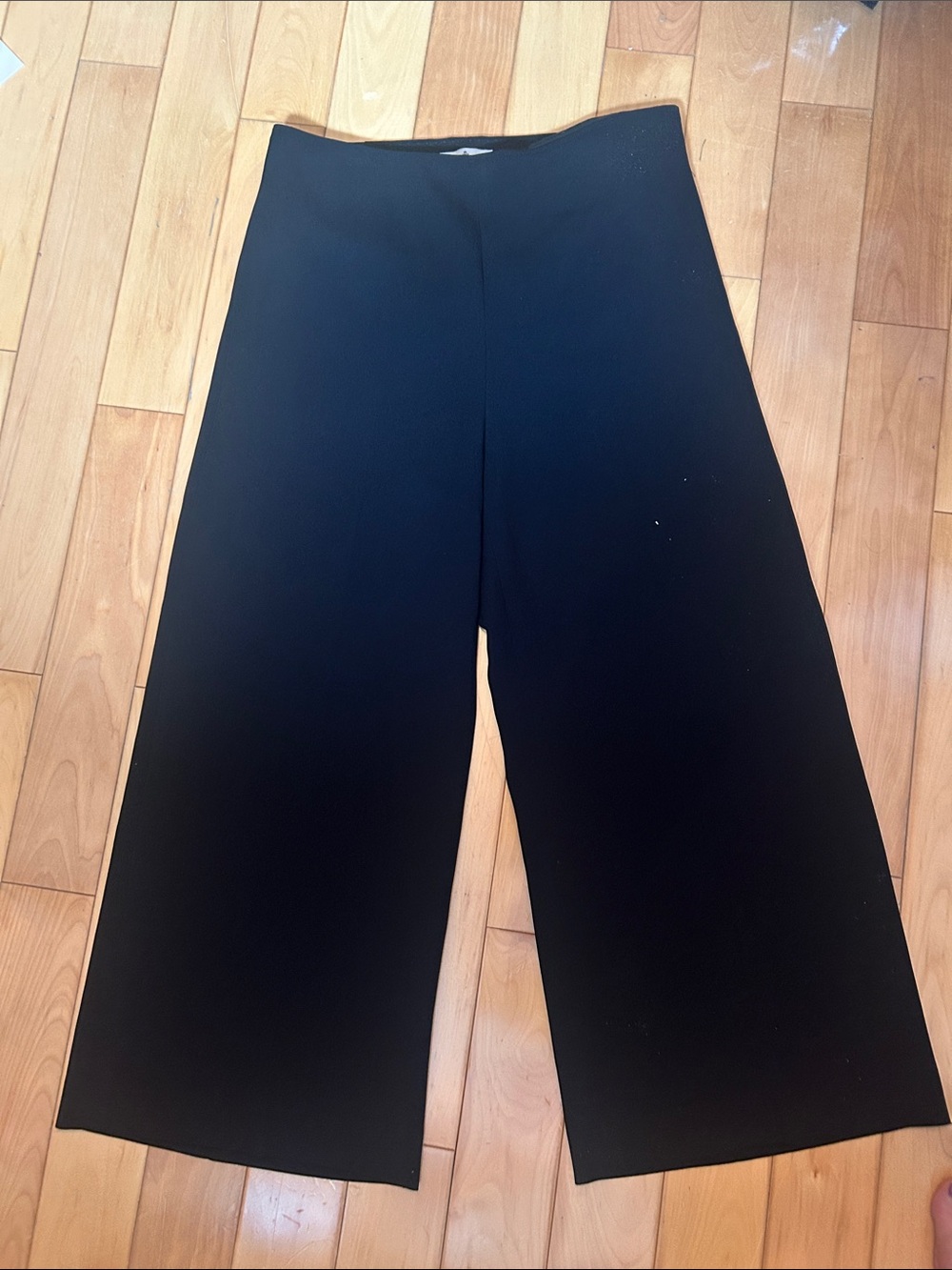 Babaton Black Wide-Leg Crop Pants